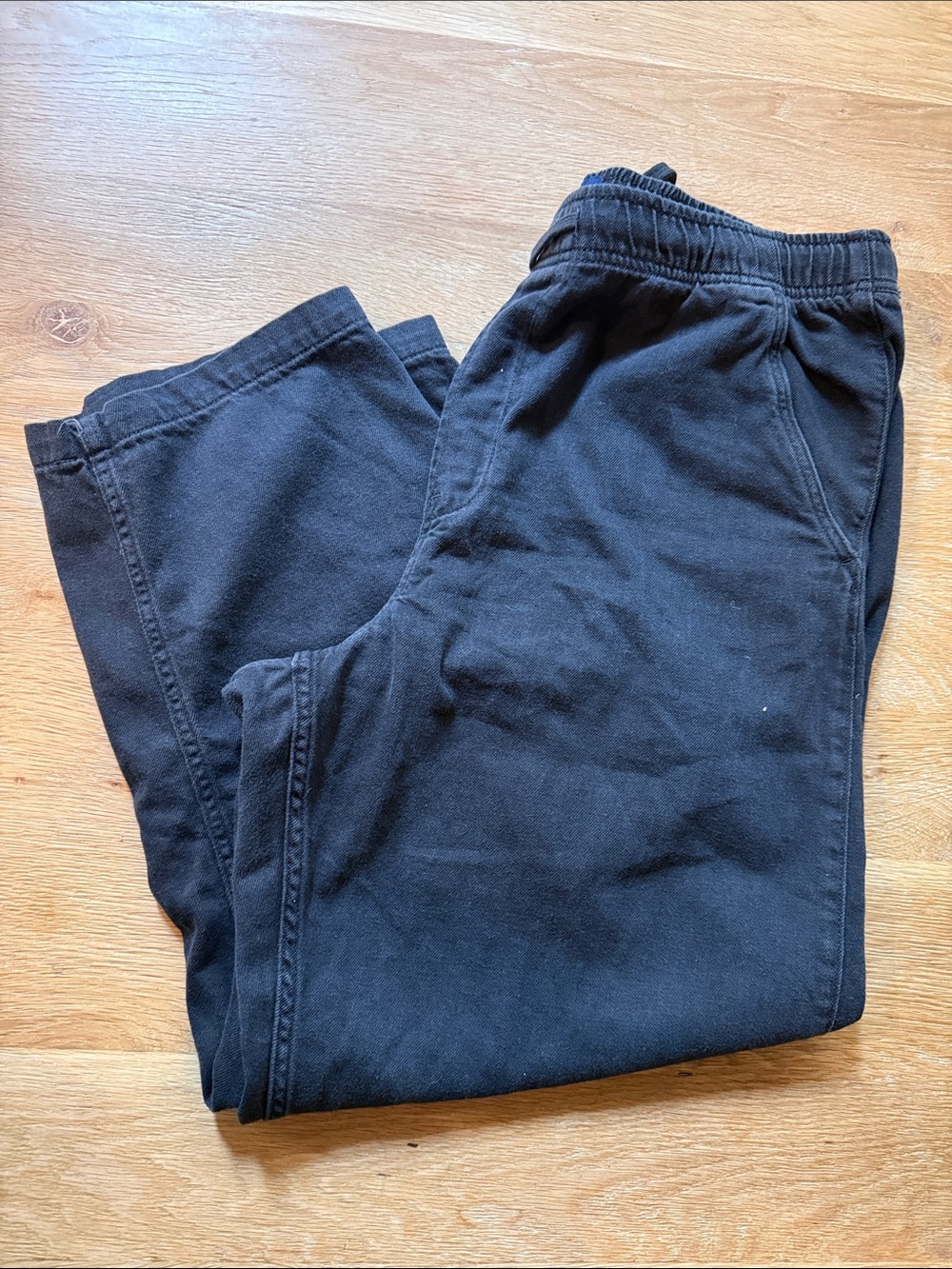 GAP Mid Rise UltraSoft Easy Horseshoe Jeans